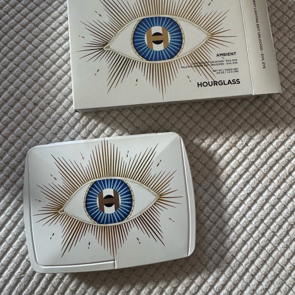 Brand new Hourglass Evil Eye pallet